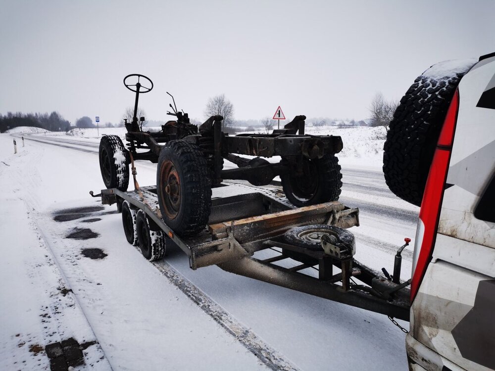 404 unimog.jpg