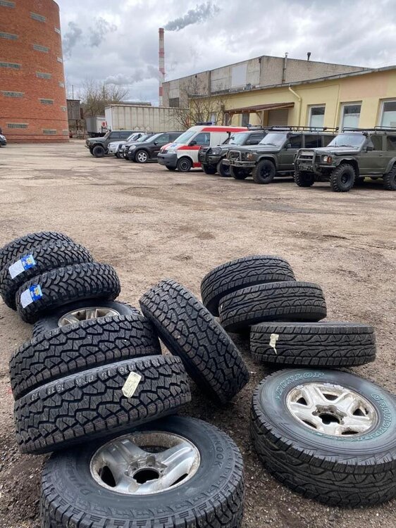 Tyres.jpg